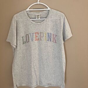 PINK Victoria's Secret Gray Tee with Colorful Love Pink Design
